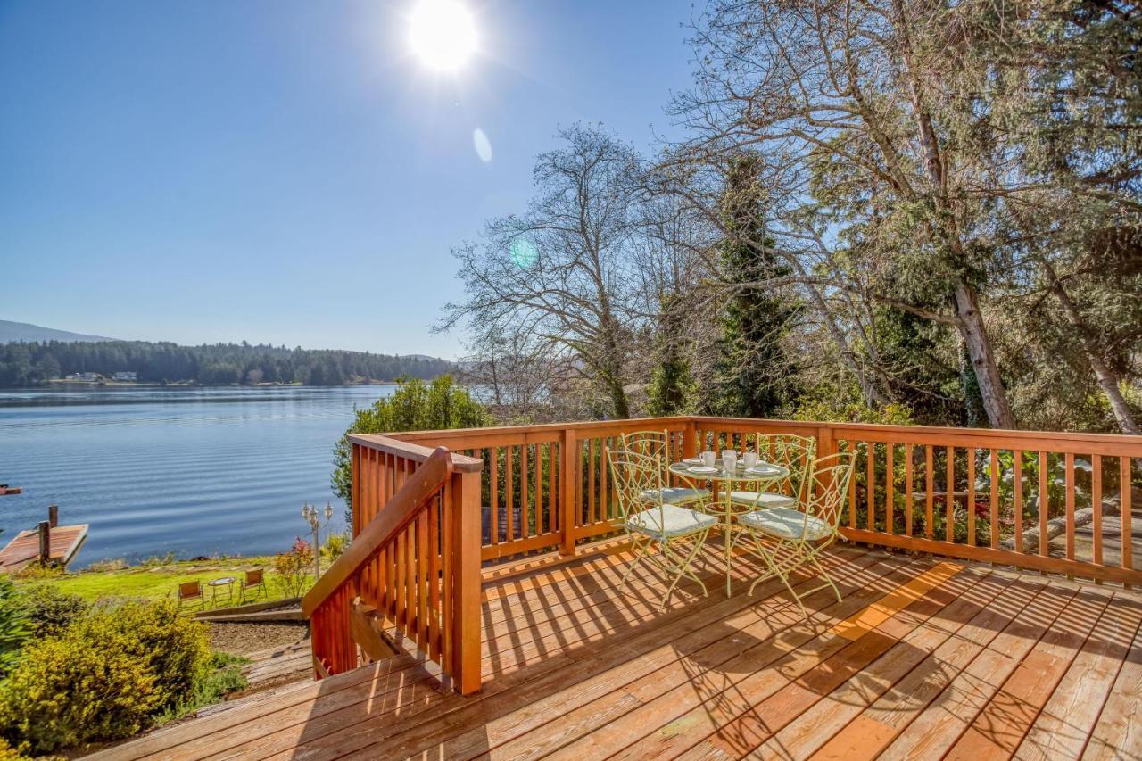 Regatta Park Lake House Lincoln City Eksteriør bilde