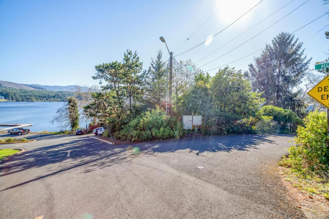 Regatta Park Lake House Lincoln City Eksteriør bilde