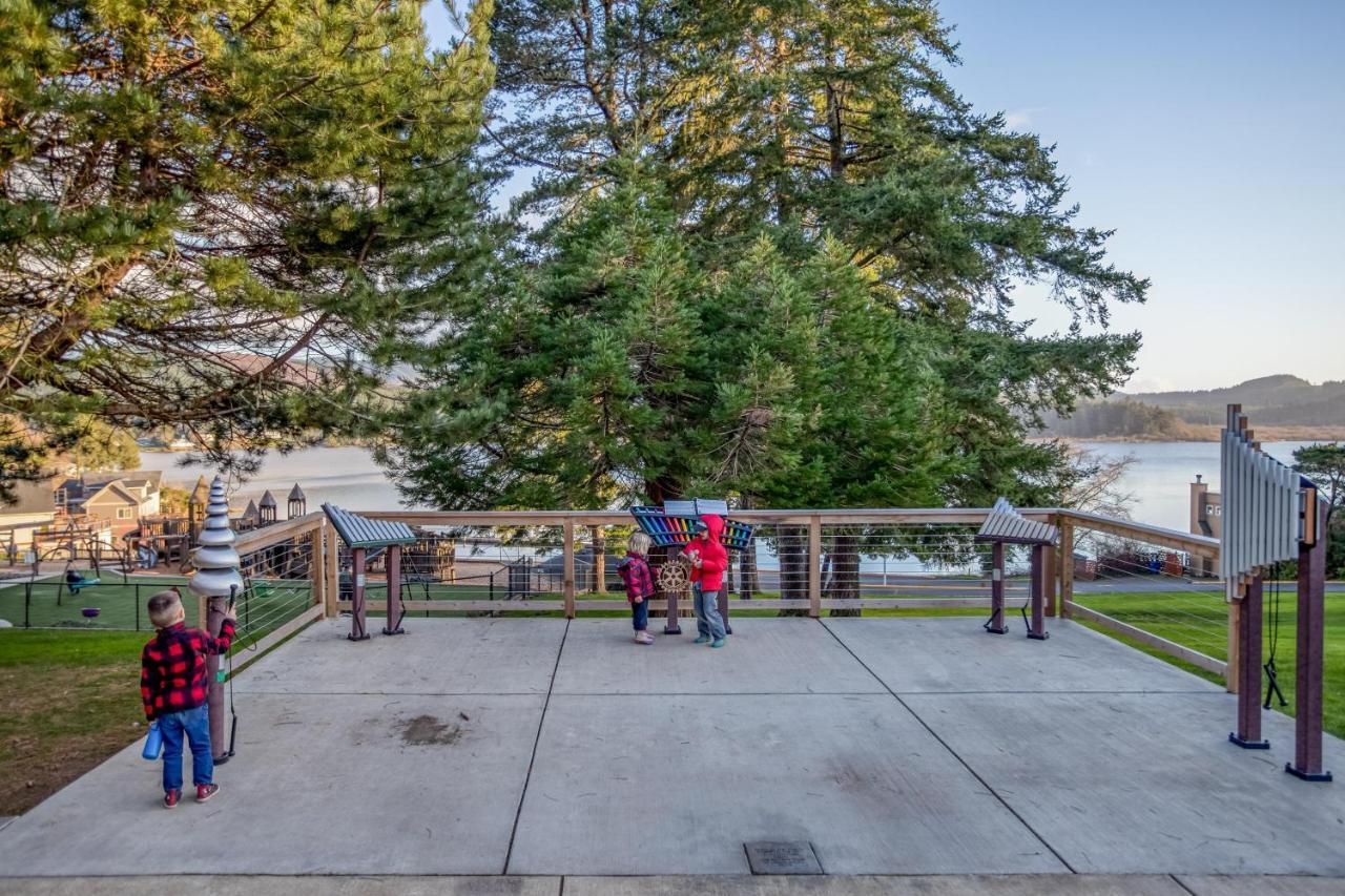 Regatta Park Lake House Lincoln City Eksteriør bilde